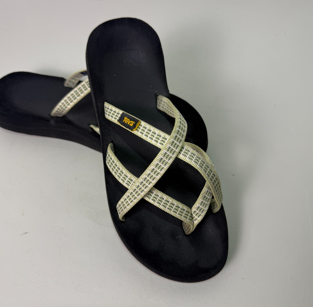 Teva Womens Olowahu Strappy Flip Flop Sandals Beige Green 6840 Size 7